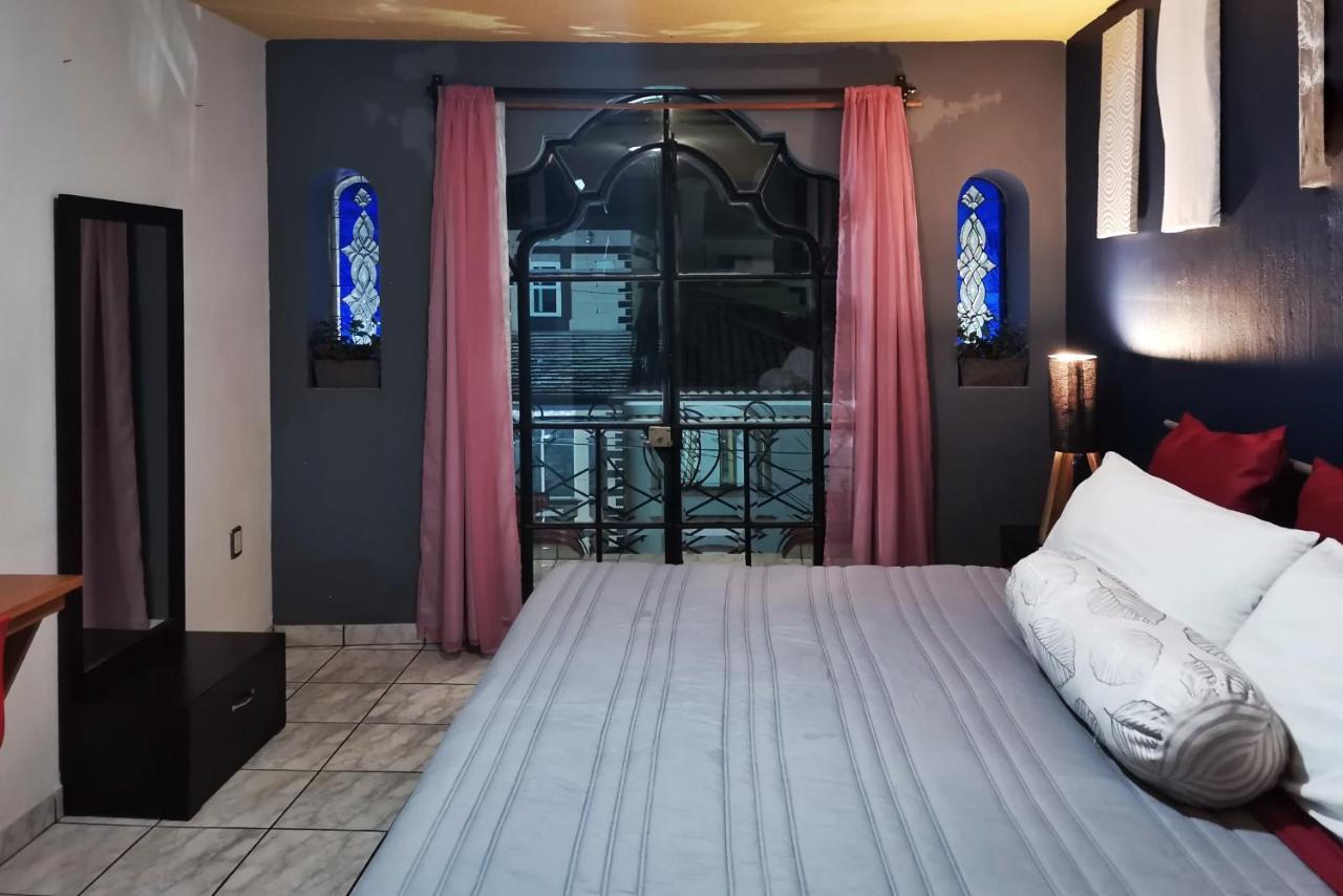 Hotel Boutique Charlotte Arandas Εξωτερικό φωτογραφία