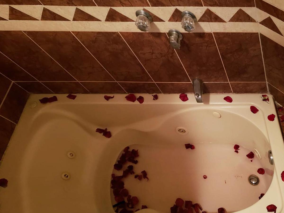 Hotel Boutique Charlotte Arandas Εξωτερικό φωτογραφία