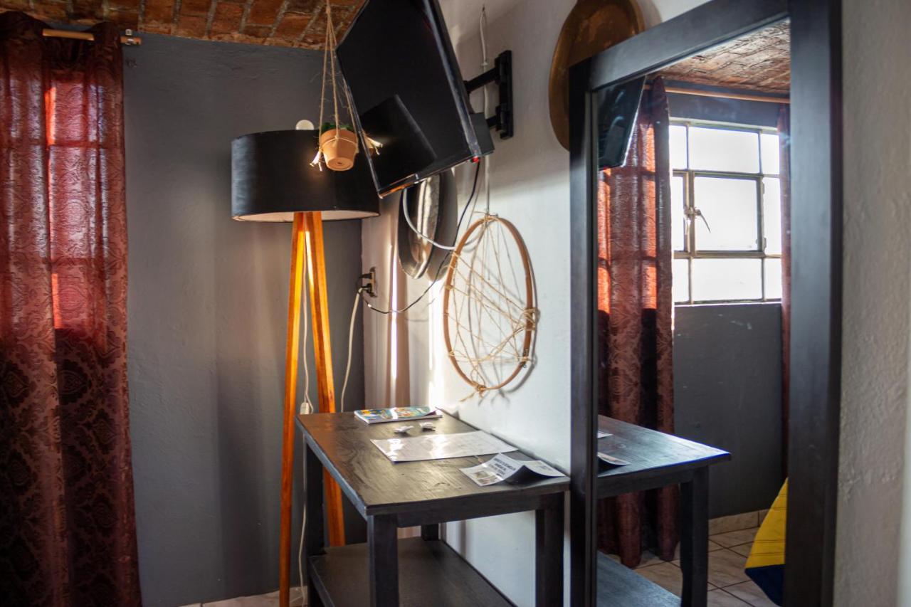 Hotel Boutique Charlotte Arandas Εξωτερικό φωτογραφία