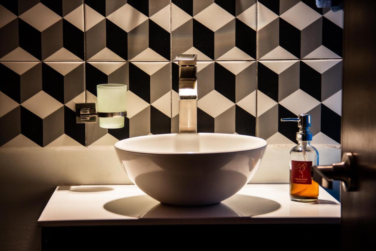 Hotel Boutique Charlotte Arandas Εξωτερικό φωτογραφία